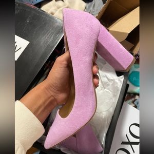Brand NEW Purple Banana Republic heels 8 1/2